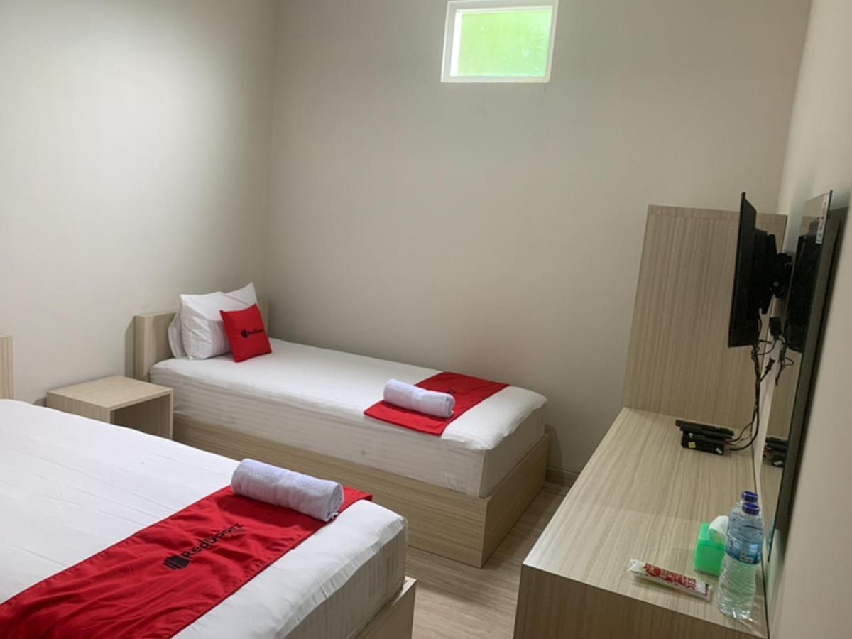 Reddoorz Near Alun Alun Purbalingga Hotel Exterior photo